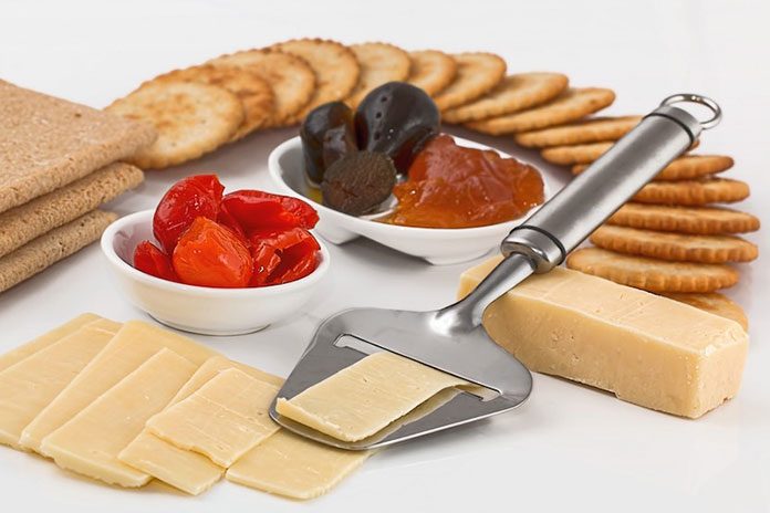 Krajalnice do sera – jak wybrać tą idealną?
