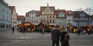 Gdzie można kupić półkę na buty?