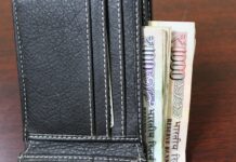 Czego nie powinno się nosić w portfelu?