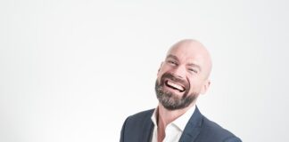 Do czego nosić brązowe buty męskie?