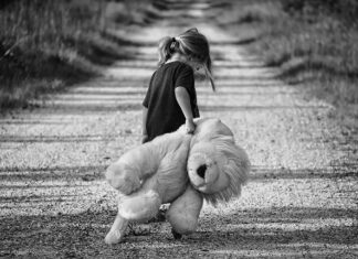 Co zrobić z dzieckiem w trakcie ślubu?