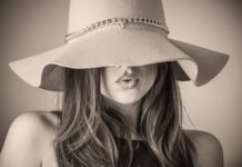 Jakie trencze są modne?