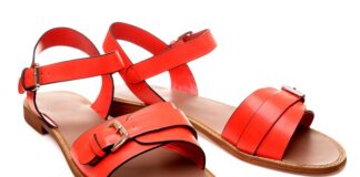 Co do sandałów?