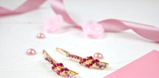 Czy kopertę z życzeniami się zakleja?