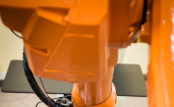 autonomiczne roboty magazynowe
